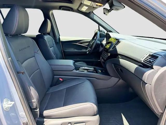 2024 Honda Passport AWD Black