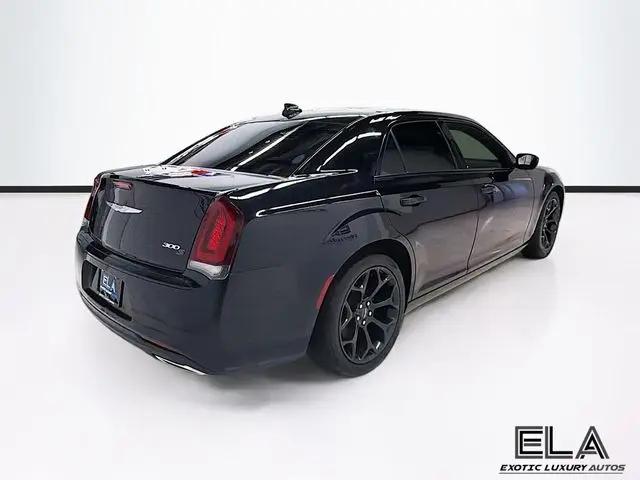 2019 Chrysler 300 300S