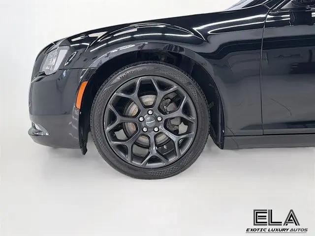 2019 Chrysler 300 300S