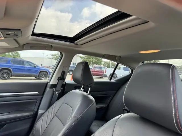 2024 Nissan Altima SR FWD