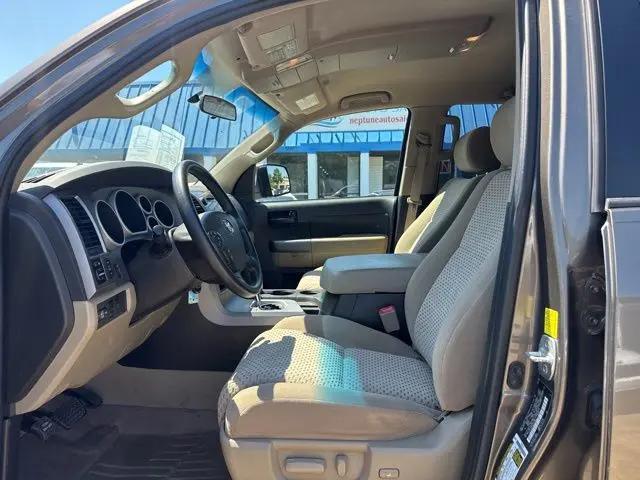 2010 Toyota Tundra Grade 5.7L V8
