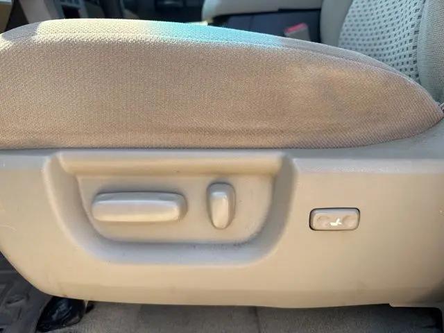 2010 Toyota Tundra Grade 5.7L V8
