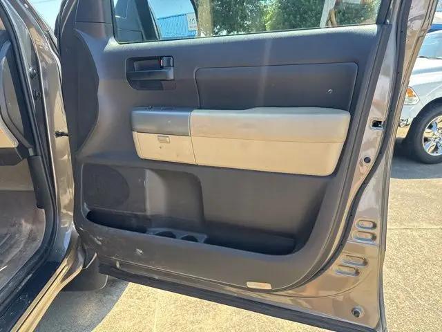 2010 Toyota Tundra Grade 5.7L V8