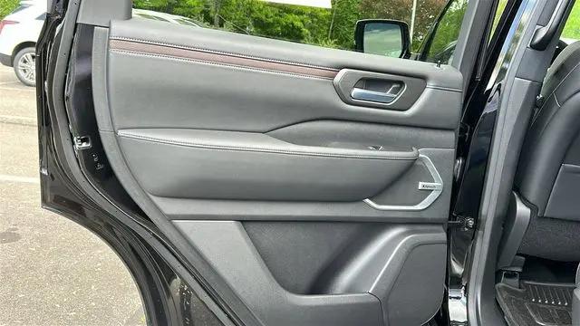 2025 Nissan Armada Platinum 4WD
