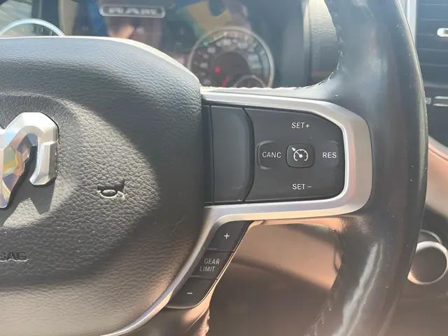 2020 Ram 1500 Big Horn Crew Cab 4x4 6'4" Box