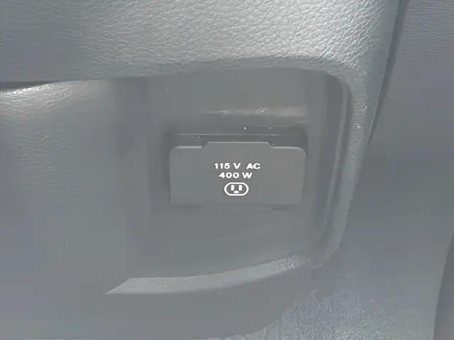 2020 Ram 1500 Big Horn Crew Cab 4x4 6'4" Box