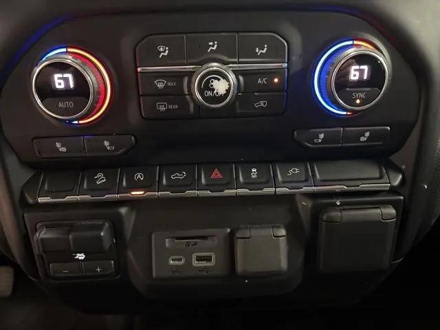 2021 Chevrolet Silverado 1500 4WD Crew Cab Short Bed LT