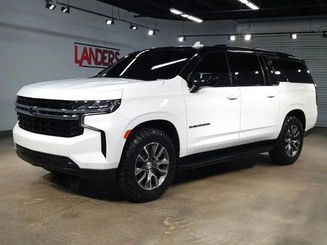 2024 Chevrolet Suburban 4WD LS