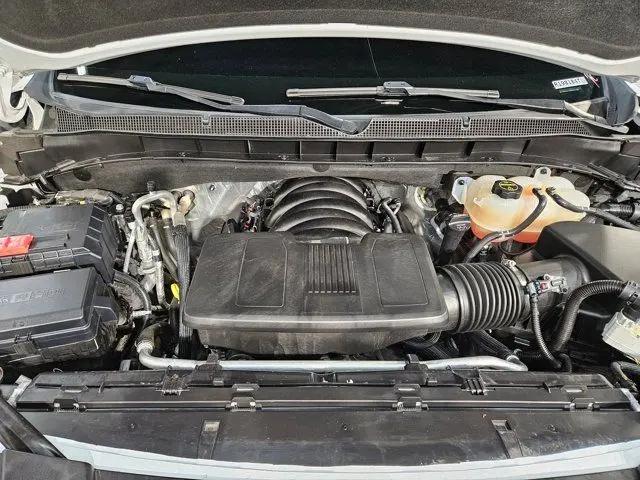 2024 Chevrolet Suburban 4WD LS