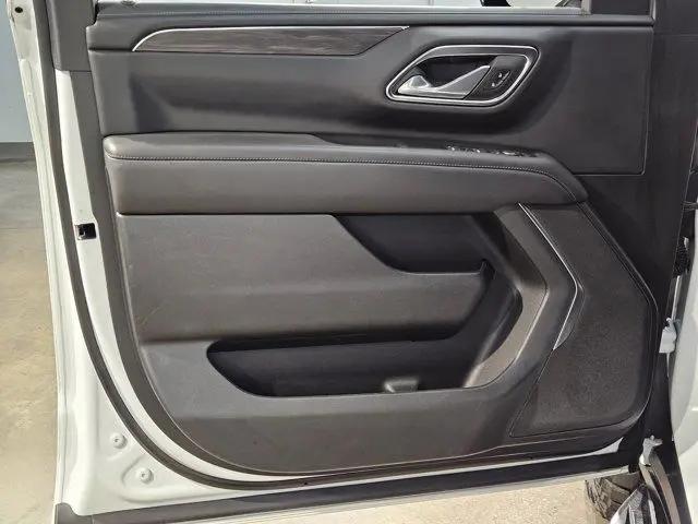 2024 Chevrolet Suburban 4WD LS