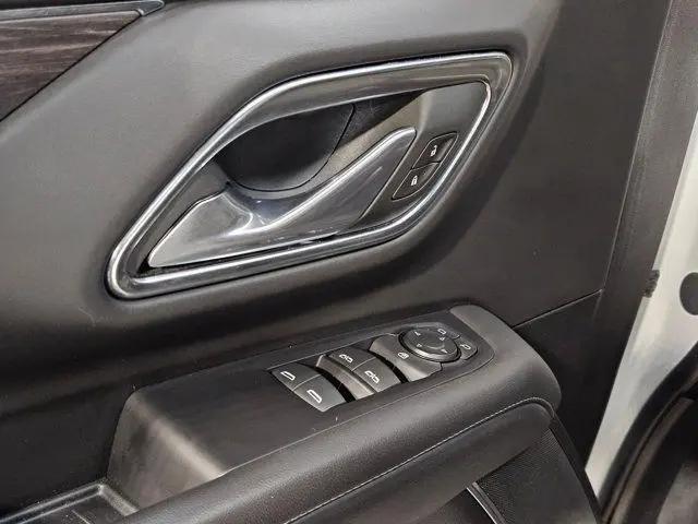 2024 Chevrolet Suburban 4WD LS