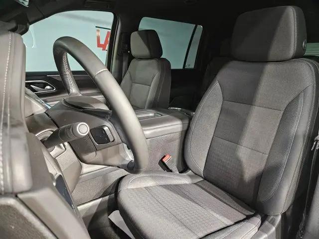2024 Chevrolet Suburban 4WD LS