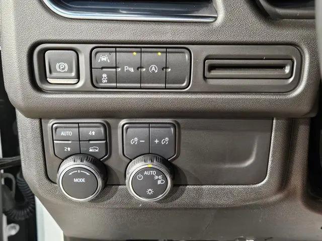 2024 Chevrolet Suburban 4WD LS