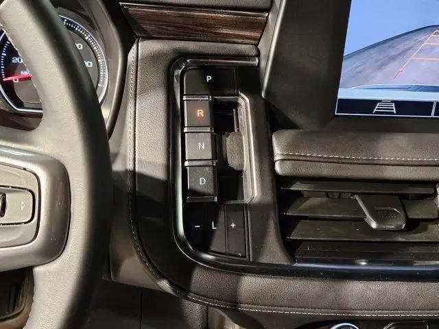 2024 Chevrolet Suburban 4WD LS