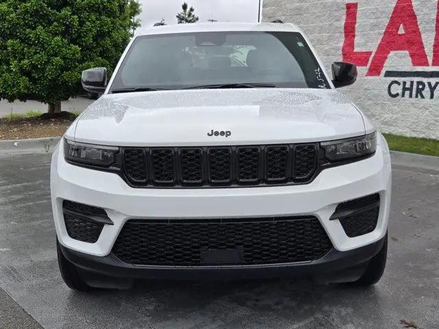 2025 Jeep Grand Cherokee Altitude 4x4