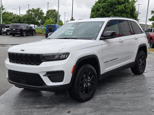2025 Jeep Grand Cherokee Altitude 4x4