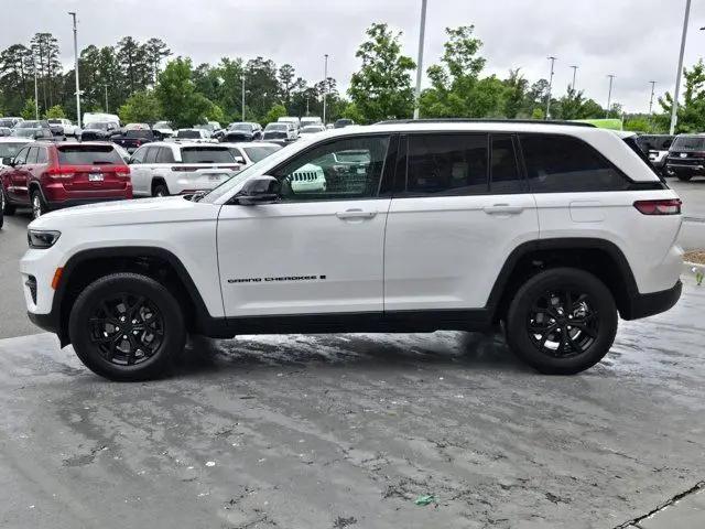 2025 Jeep Grand Cherokee Altitude 4x4