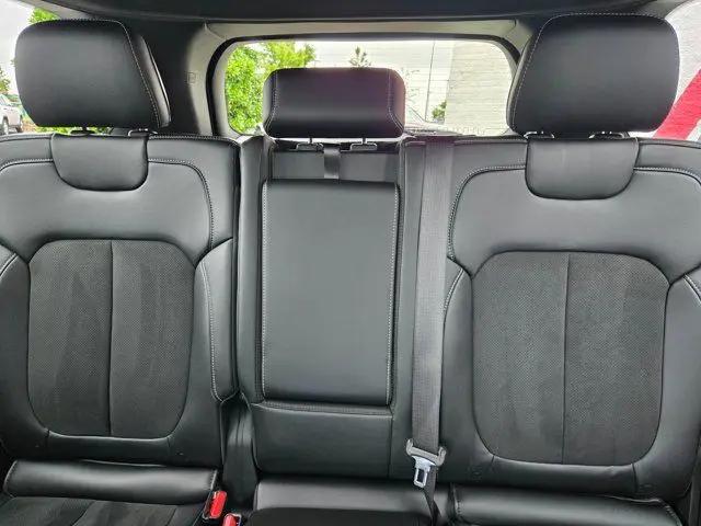 2025 Jeep Grand Cherokee Altitude 4x4
