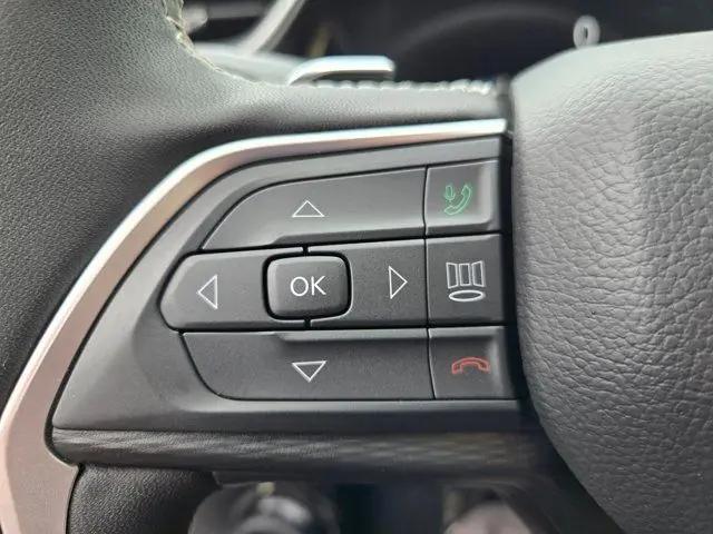 2025 Jeep Grand Cherokee Altitude 4x4