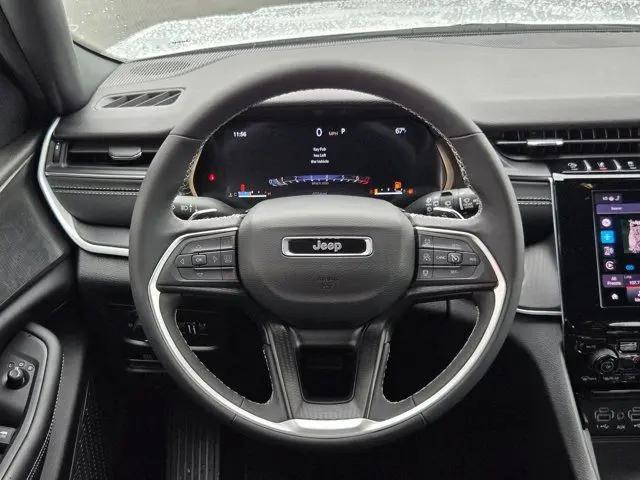 2025 Jeep Grand Cherokee Altitude 4x4