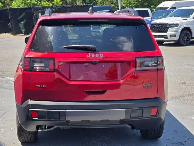 2026 Jeep Cherokee Laredo 4x4