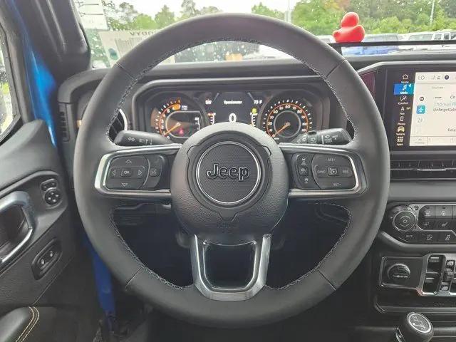 2026 Jeep Wrangler 4-Door Sahara 4x4