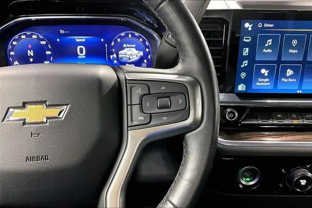 2022 Chevrolet Silverado 1500 4WD Crew Cab Standard Bed LT