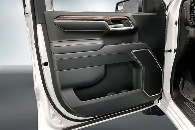 2022 Chevrolet Silverado 1500 4WD Crew Cab Standard Bed LT