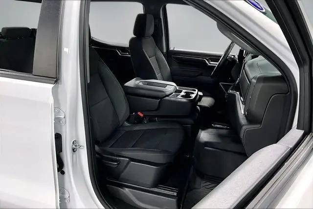 2022 Chevrolet Silverado 1500 4WD Crew Cab Standard Bed LT