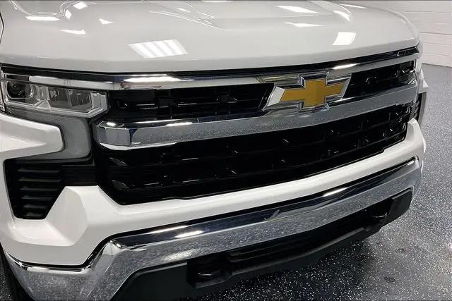2022 Chevrolet Silverado 1500 4WD Crew Cab Standard Bed LT