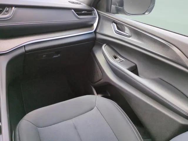 2024 Jeep Grand Cherokee L Laredo 4x2