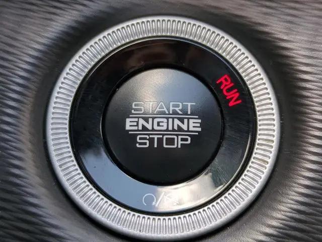 2024 Jeep Grand Cherokee L Laredo 4x2