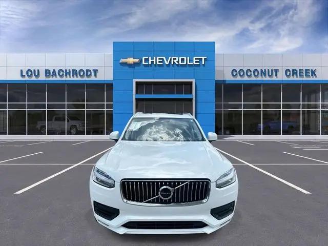 2020 Volvo XC90 T6 Momentum 6 Passenger