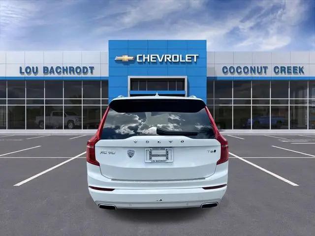 2020 Volvo XC90 T6 Momentum 6 Passenger
