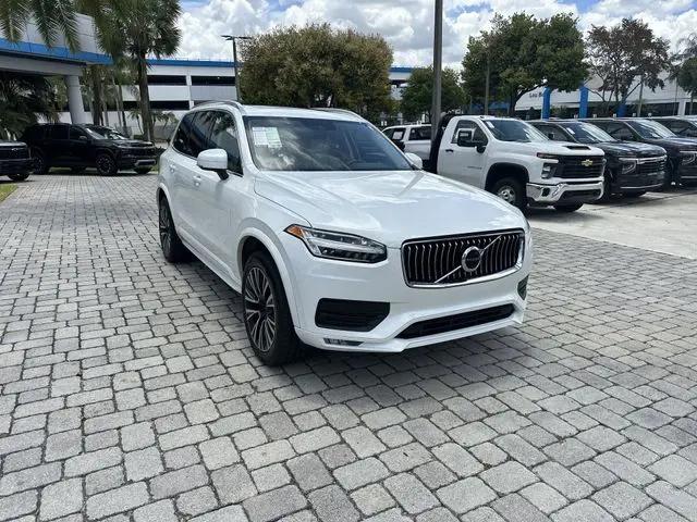 2020 Volvo XC90 T6 Momentum 6 Passenger