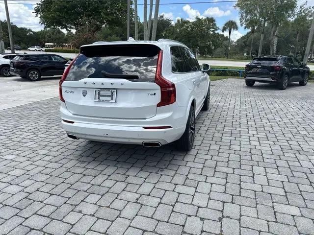 2020 Volvo XC90 T6 Momentum 6 Passenger