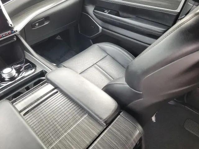 2023 Jeep Wagoneer Series III 4x4