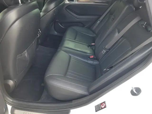 2020 Genesis G80 3.8 RWD