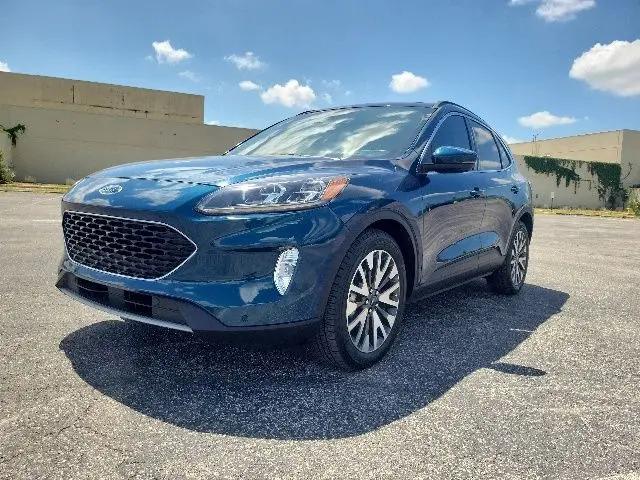 2020 Ford Escape Titanium Hybrid