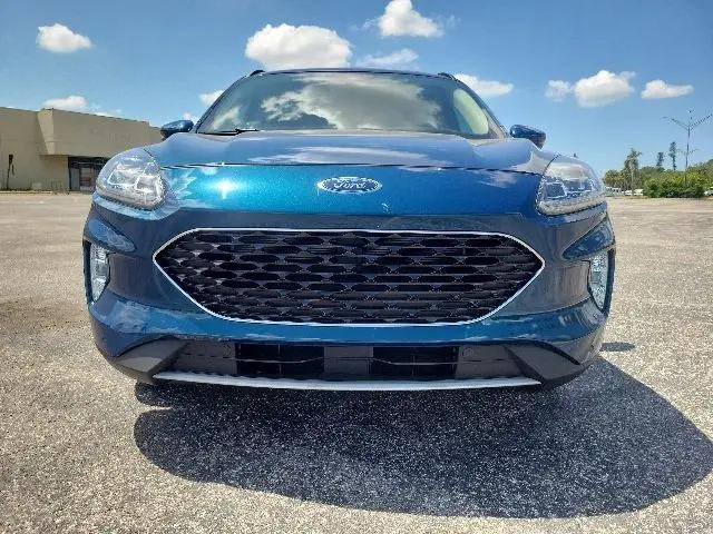 2020 Ford Escape Titanium Hybrid