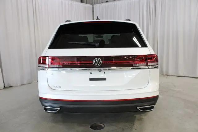 2026 Volkswagen Atlas SE