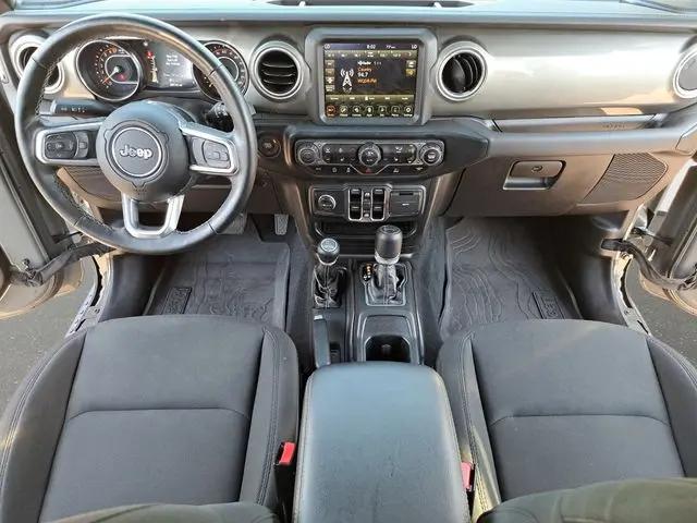 2022 Jeep Wrangler Unlimited Sahara 4x4