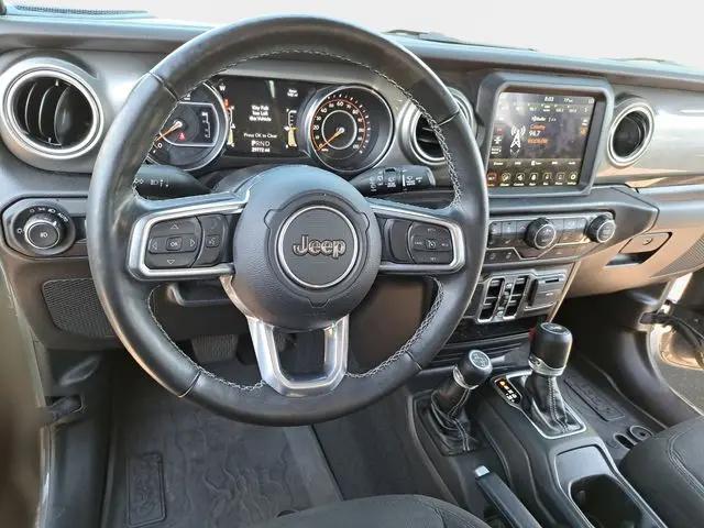 2022 Jeep Wrangler Unlimited Sahara 4x4
