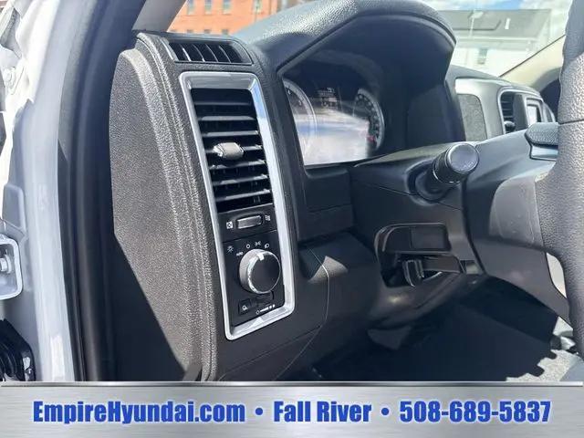 2024 Ram 1500 Classic SLT Quad Cab 4x4 64 Box