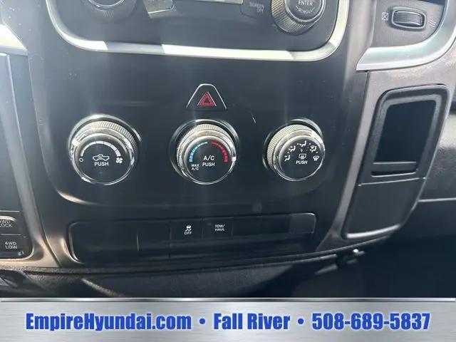2024 Ram 1500 Classic SLT Quad Cab 4x4 64 Box