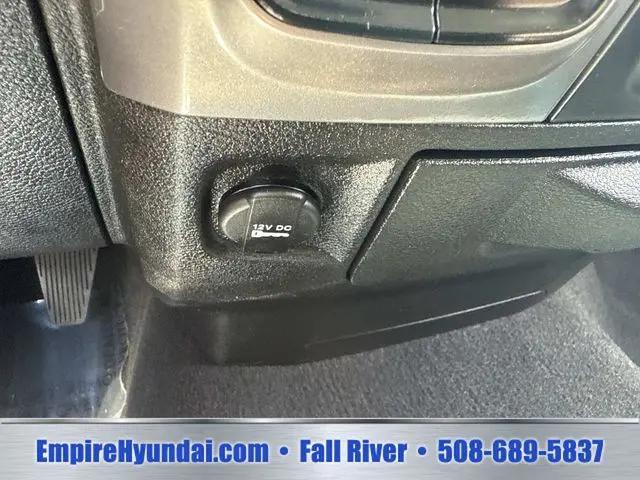 2024 Ram 1500 Classic SLT Quad Cab 4x4 64 Box