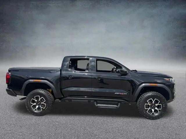 2023 GMC Canyon 4WD Crew Cab Short Box AT4X