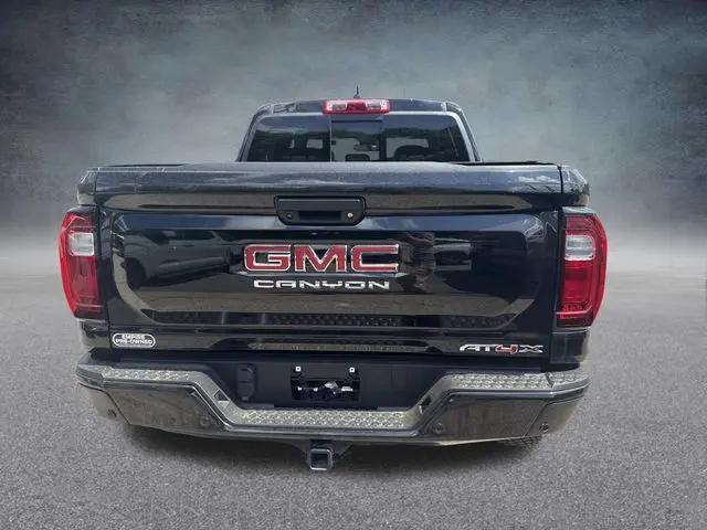 2023 GMC Canyon 4WD Crew Cab Short Box AT4X
