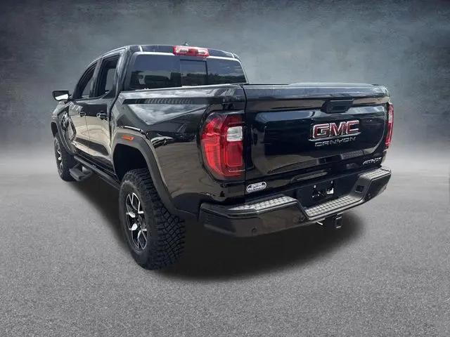 2023 GMC Canyon 4WD Crew Cab Short Box AT4X