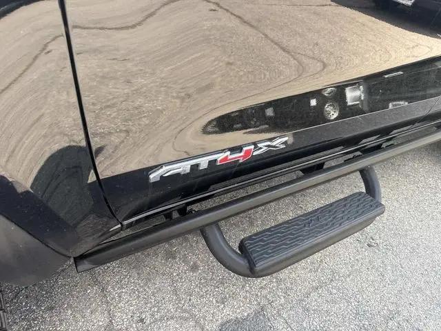 2023 GMC Canyon 4WD Crew Cab Short Box AT4X